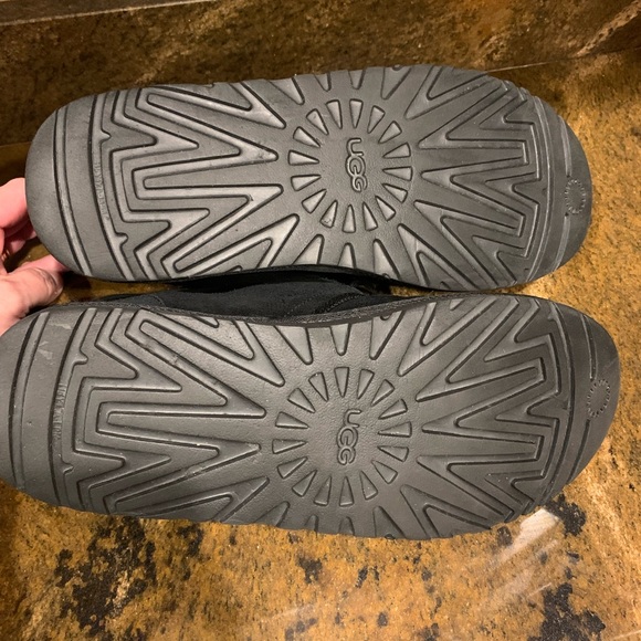 Neumel Men’s UGG Boots - Picture 8 of 8